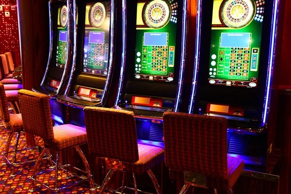pendekar Quick Bet interface showing Andar Bahar, Teen Patti, and Crazy Time game tiles with live countdowns
